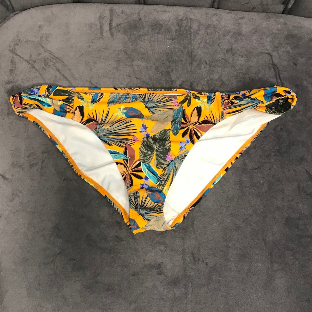 Out From Under Hipster Side-Twist Bottom - Nwot - image 4